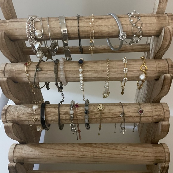 bracelet display holder with all the bracelet - Picture 3 of 3